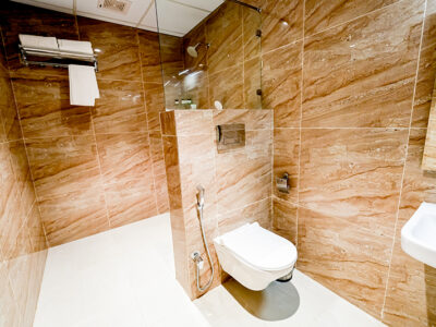 Luxury Bathrooms - Casa Hotel & Suites Hyderabad