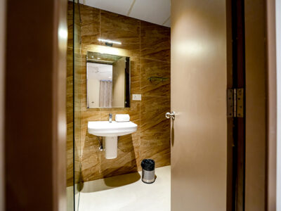 Hotel reception lobby – Casa Hotel & Suites