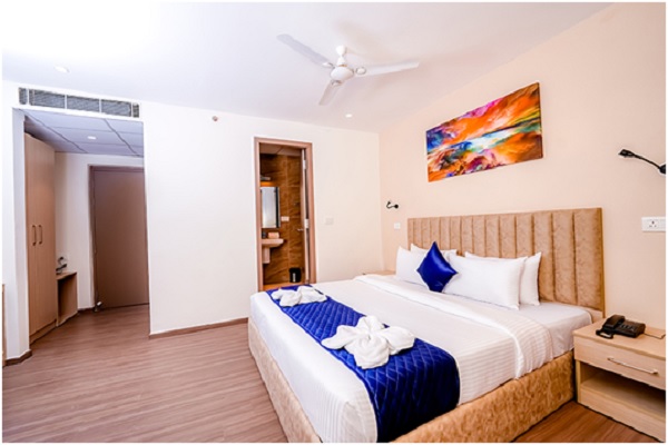 Luxury hotel near me